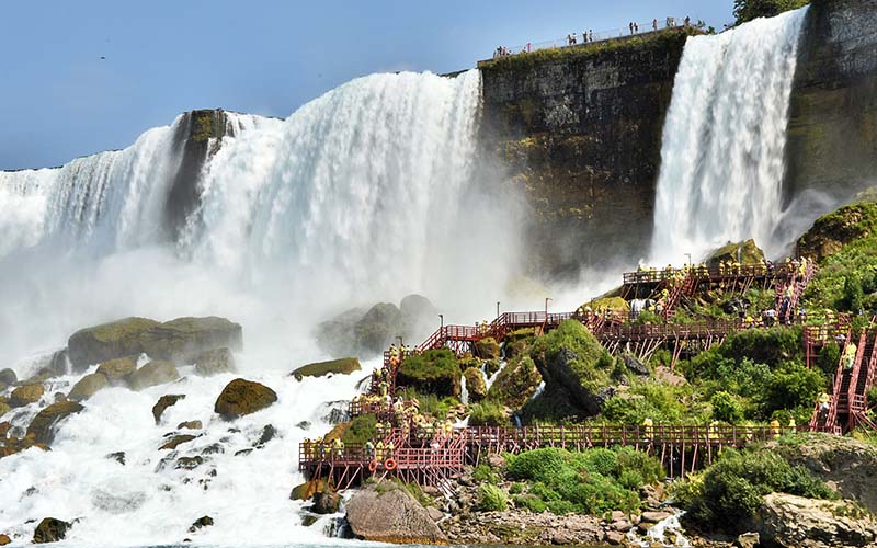 Cave of the Winds Niagara falls