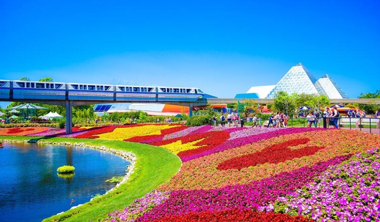 Flower-filled park in Orlando, Florida – Affordable places in the US