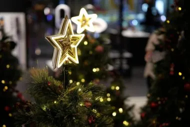 Festive Christmas Tree Star Topper Indoors